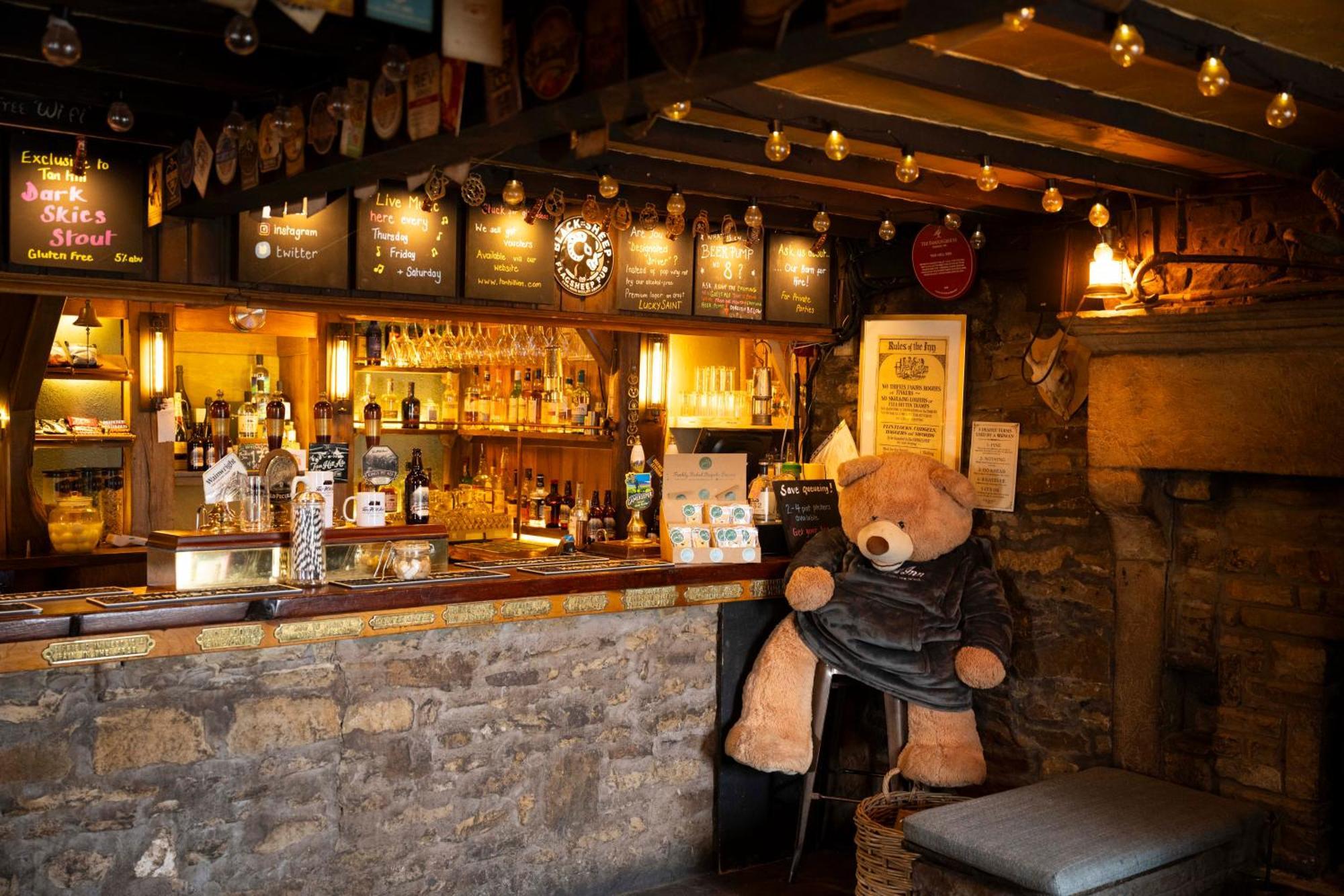 The Tan Hill Inn Keld Exterior foto